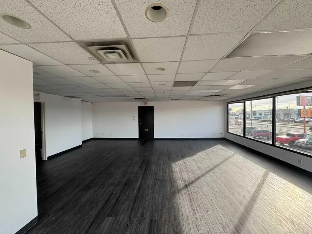 1830 52 Street SE Calgary AB T2B 1N1