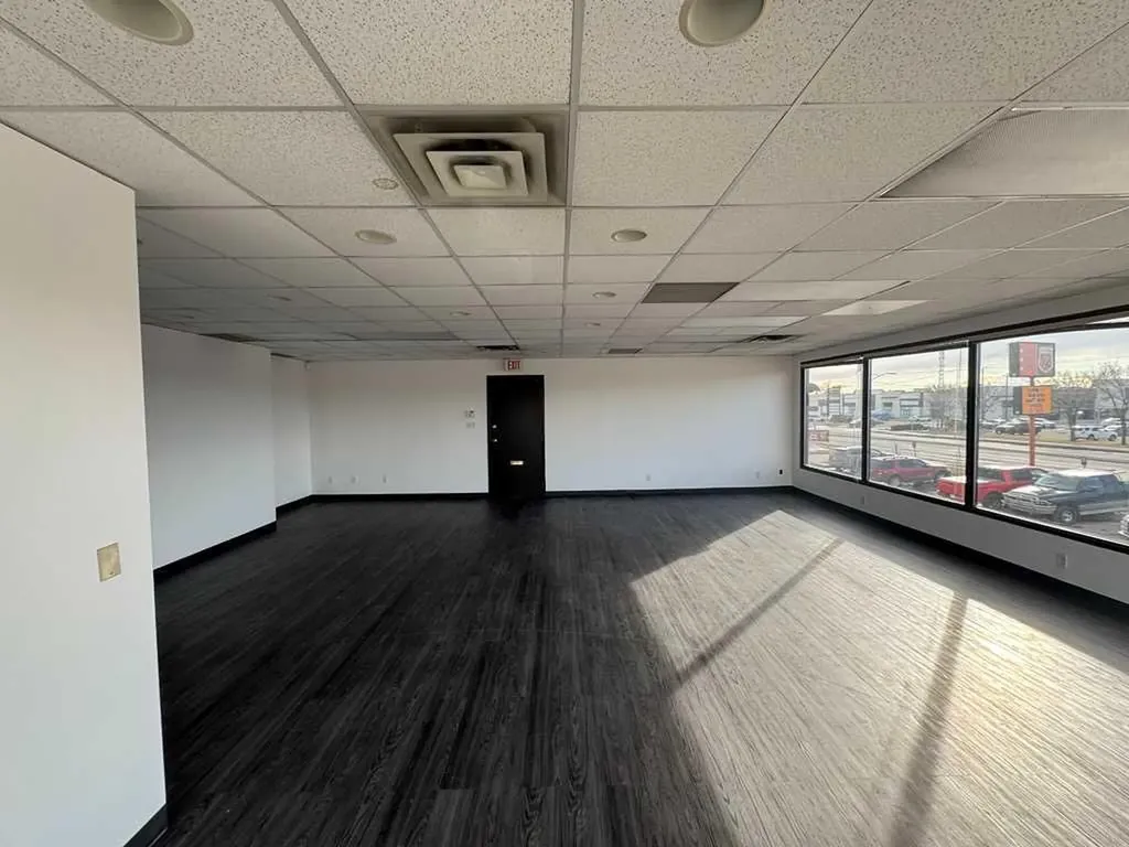 1830 52 Street SE Calgary AB T2B 1N1