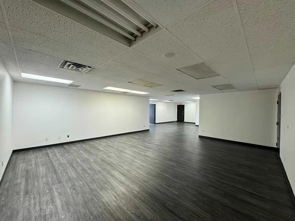 1830 52 Street SE Calgary AB T2B 1N1