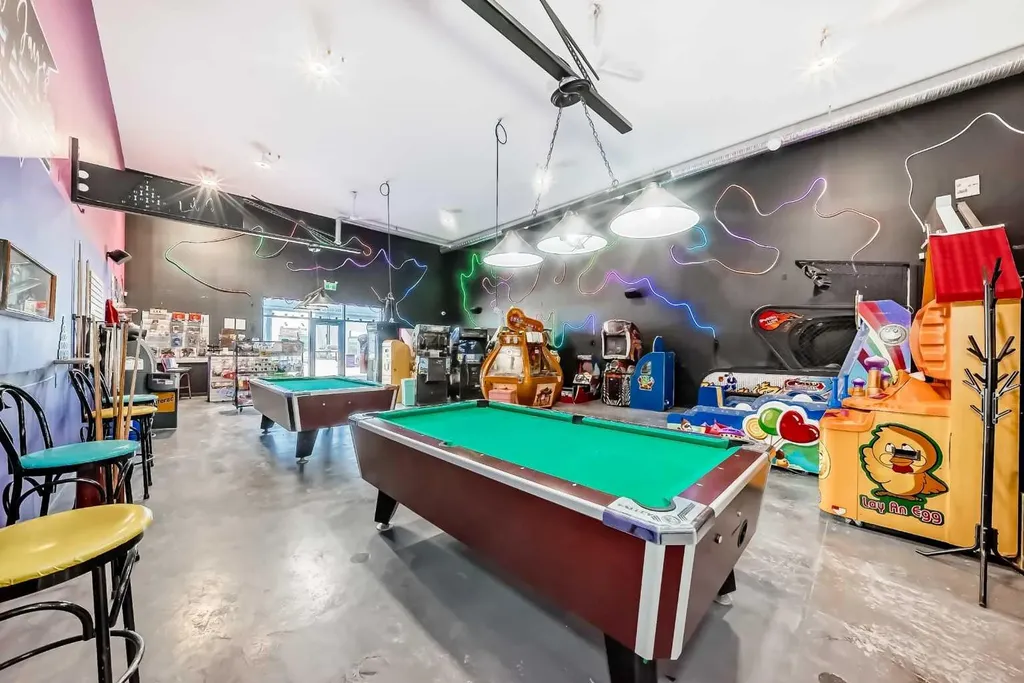 245 Canal Avenue Strathmore AB T1P 1C1