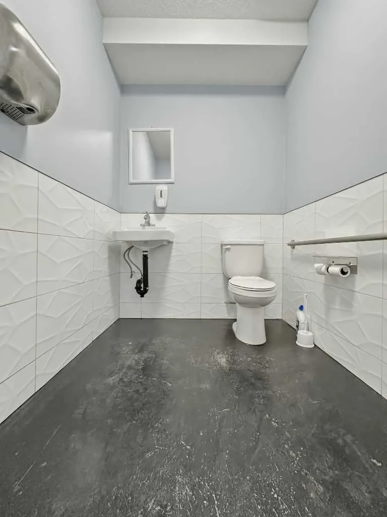 245 Canal Avenue Strathmore AB T1P 1C1