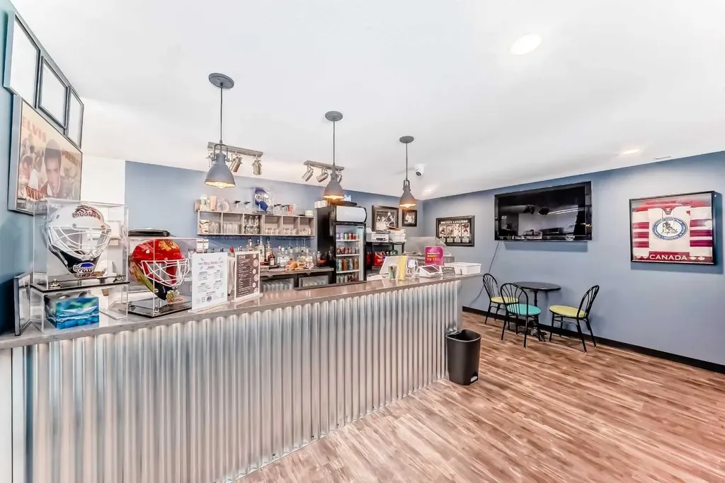 245 Canal Avenue Strathmore AB T1P 1C1