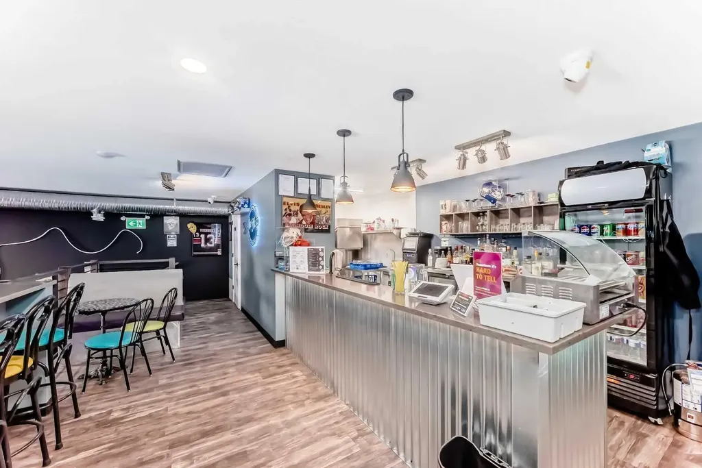 245 Canal Avenue Strathmore AB T1P 1C1