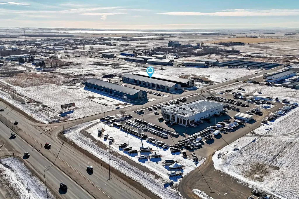 245 Canal Avenue Strathmore AB T1P 1C1