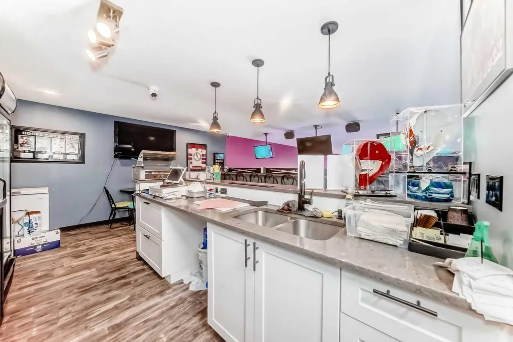 245 Canal Avenue Strathmore AB T1P 1C1