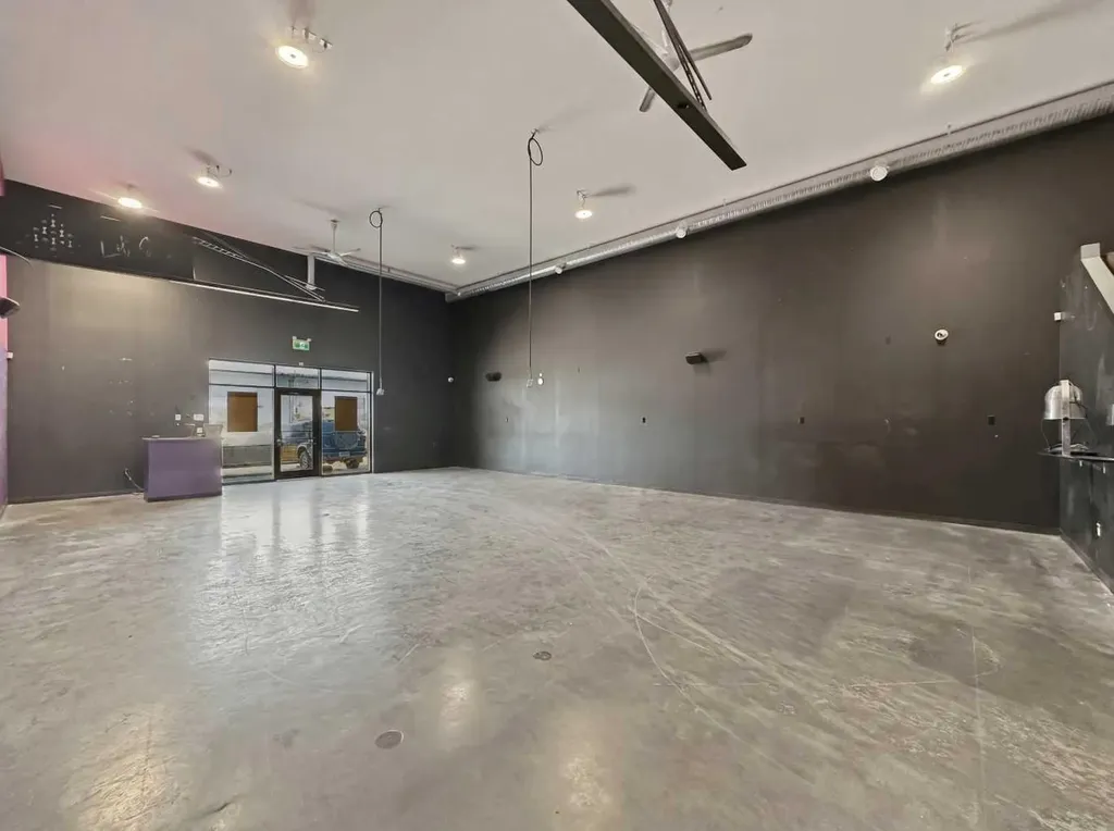 245 Canal Avenue Strathmore AB T1P 1C1