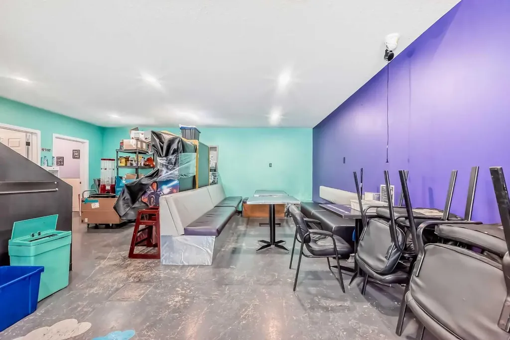 245 Canal Avenue Strathmore AB T1P 1C1