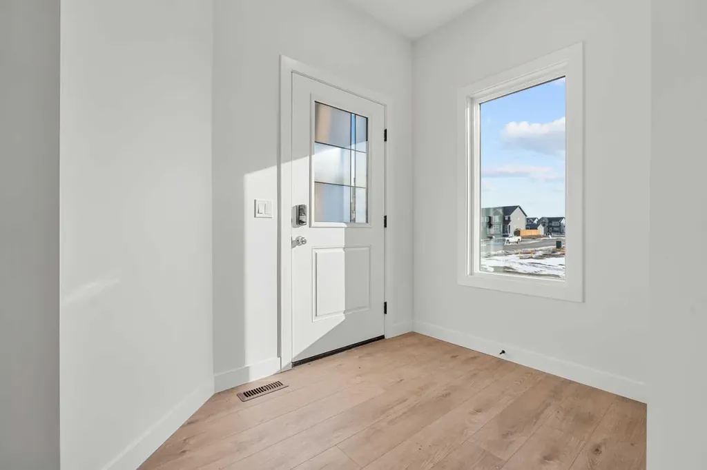 512 Lawthorn Way SE Airdrie AB T4A 3N9