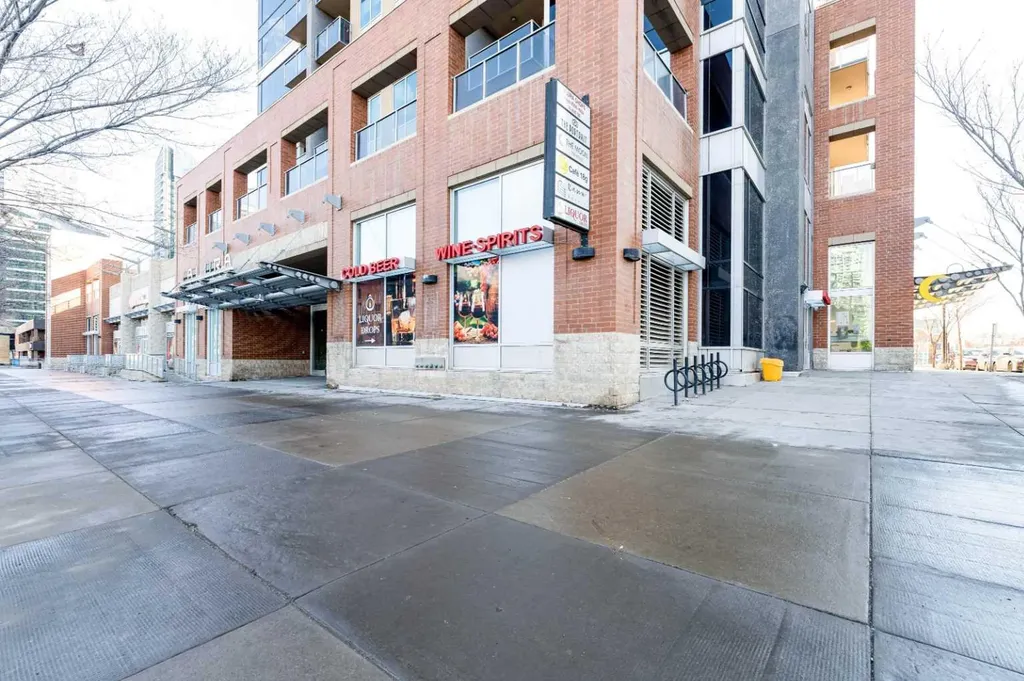 1320 1 Street Calgary AB T2G 0G8