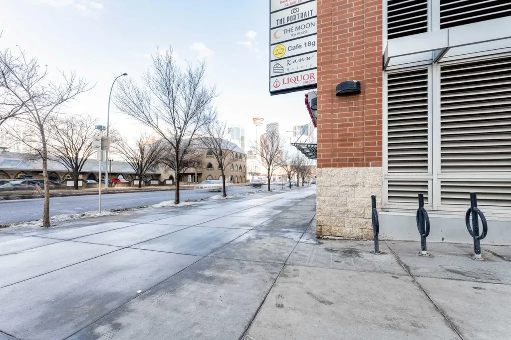 1320 1 Street Calgary AB T2G 0G8