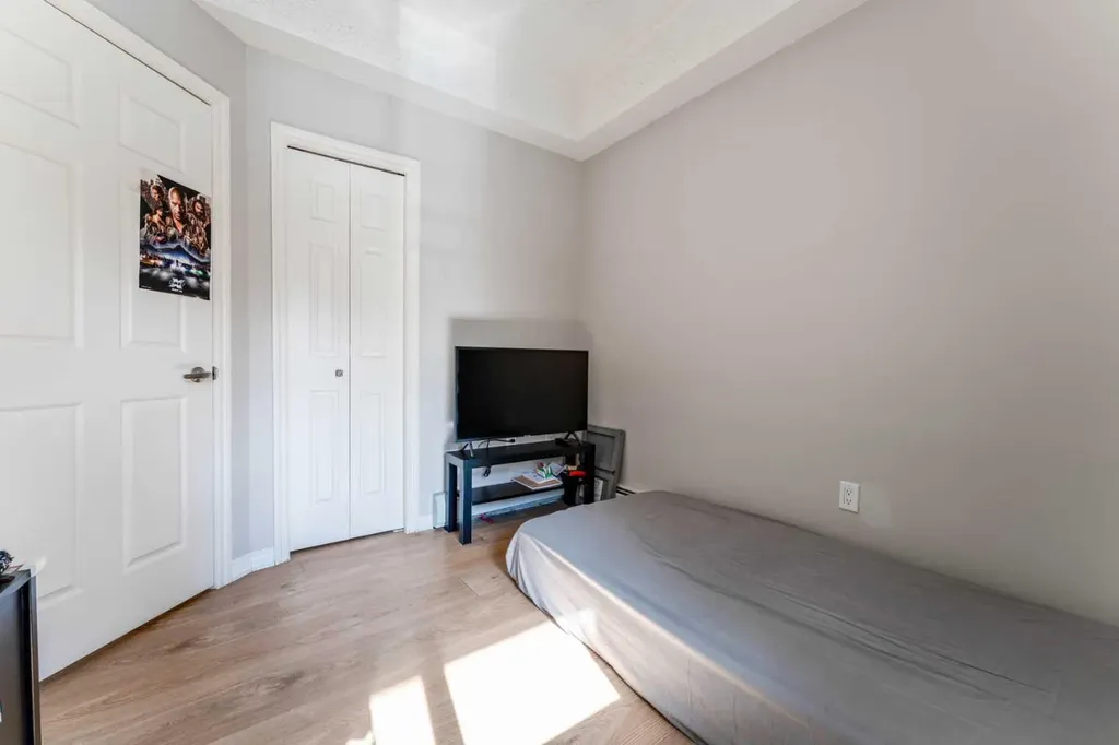 777 3 Avenue SW Calgary AB T2P 0G8