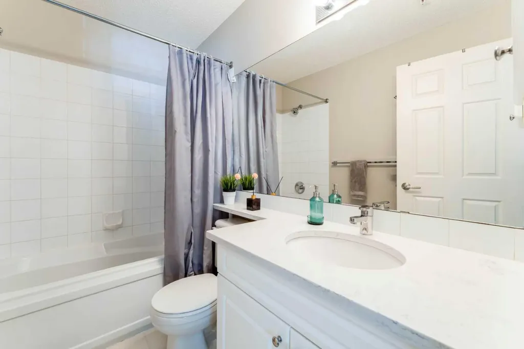 777 3 Avenue SW Calgary AB T2P 0G8