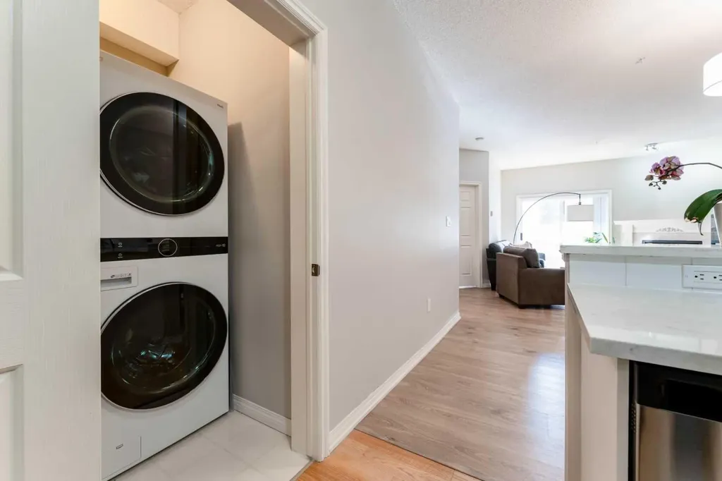 777 3 Avenue SW Calgary AB T2P 0G8