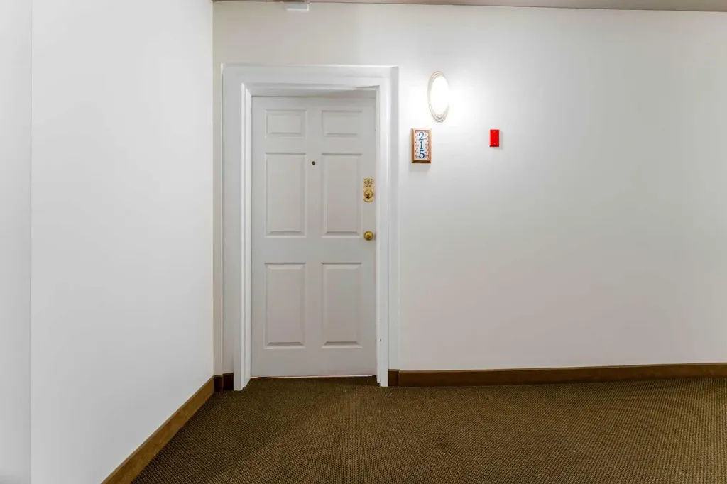777 3 Avenue SW Calgary AB T2P 0G8