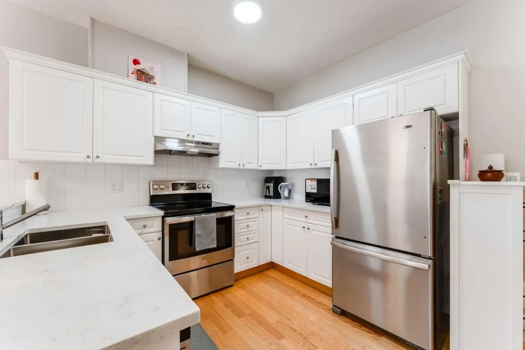 777 3 Avenue SW Calgary AB T2P 0G8