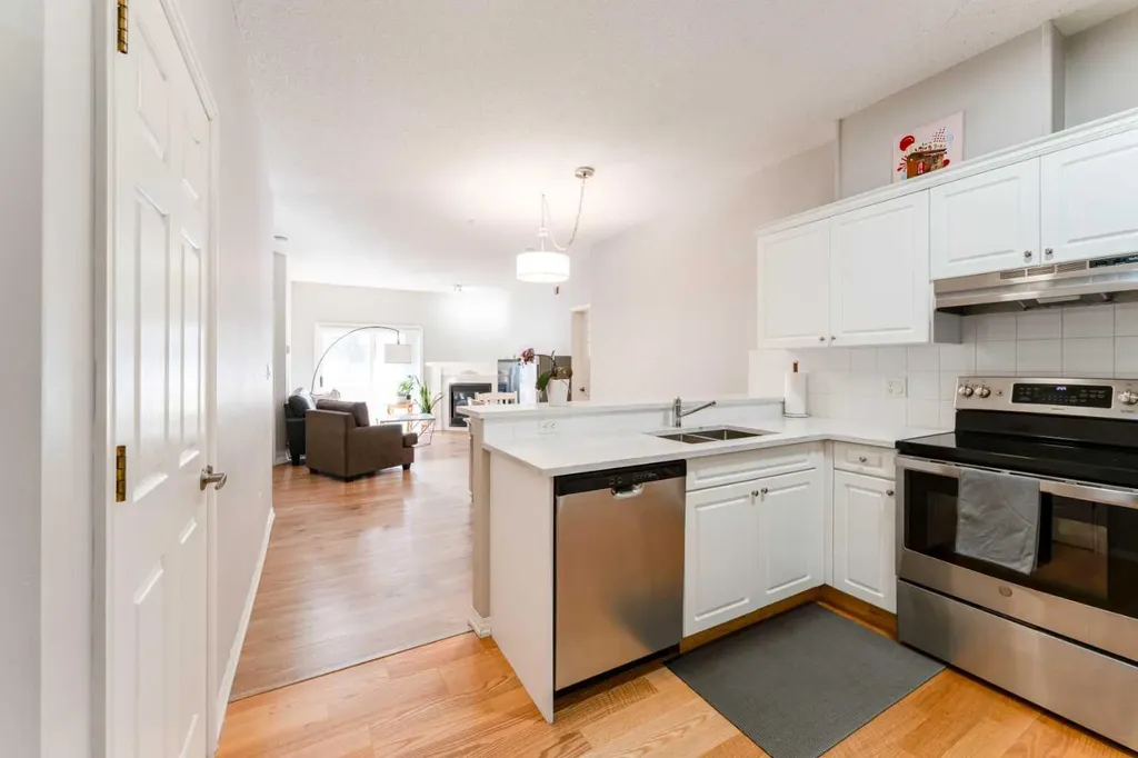 777 3 Avenue SW Calgary AB T2P 0G8