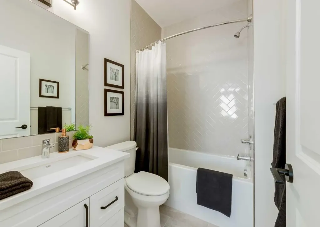 320 Edgefield Close Strathmore AB T1P 2K5
