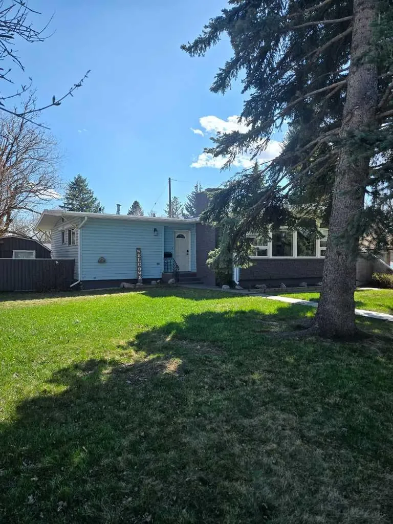 8043 Elbow Drive SW Calgary AB T2V 1K5