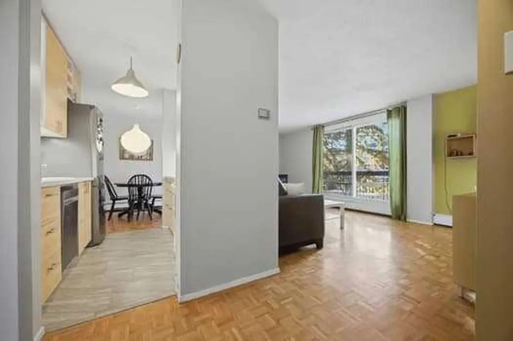 315 Heritage Drive SE Calgary AB T2H 1N2