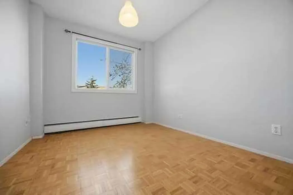 315 Heritage Drive SE Calgary AB T2H 1N2