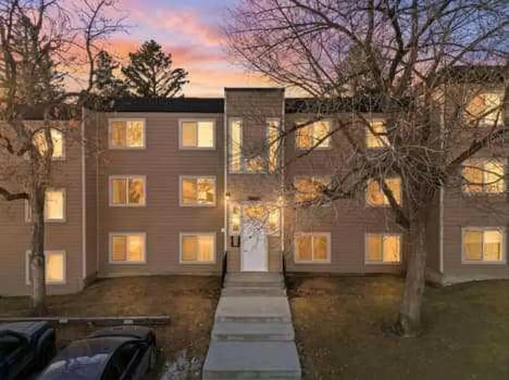 315 Heritage Drive SE Calgary AB T2H 1N2