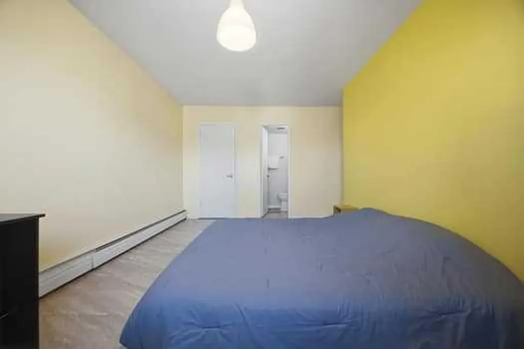 315 Heritage Drive SE Calgary AB T2H 1N2