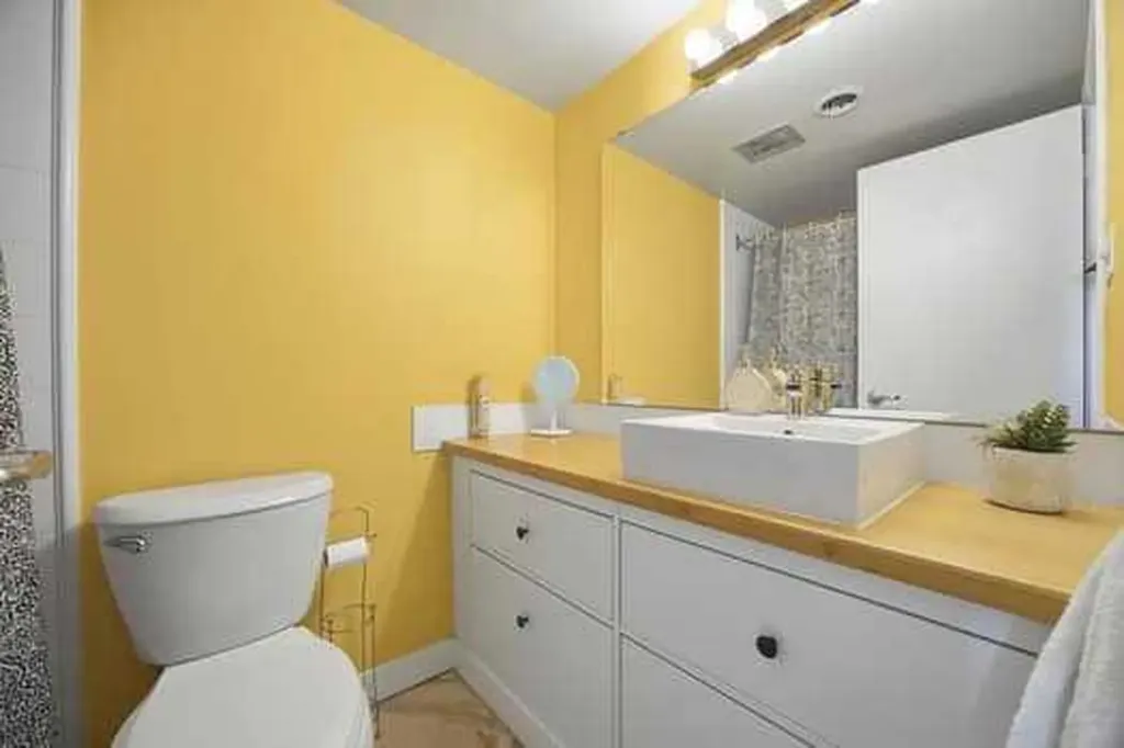 315 Heritage Drive SE Calgary AB T2H 1N2