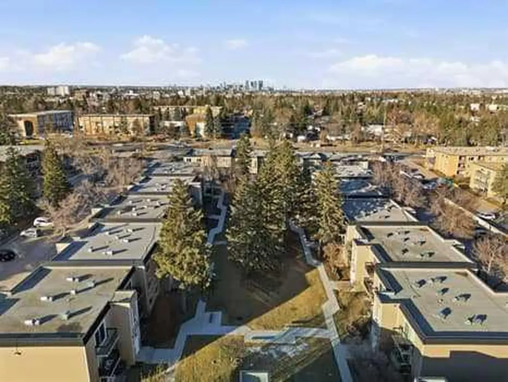 315 Heritage Drive SE Calgary AB T2H 1N2