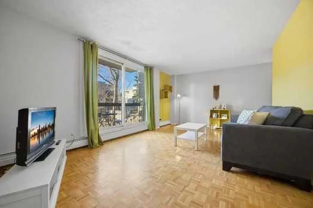 315 Heritage Drive SE Calgary AB T2H 1N2