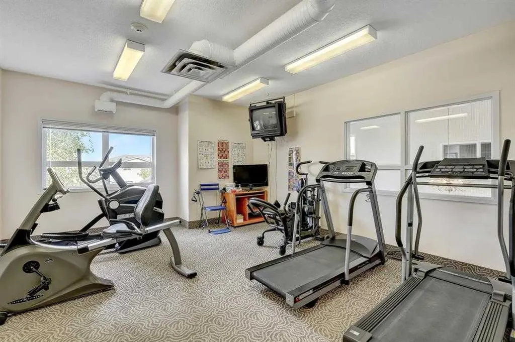 10402 111 Street Grande Prairie AB T8V 8G4