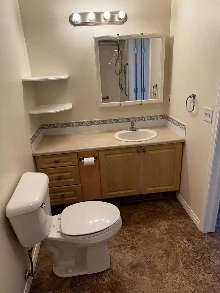 10402 111 Street Grande Prairie AB T8V 8G4