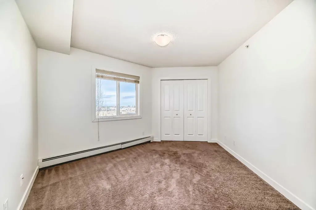 195 Kincora Glen Road NW Calgary AB T3R 0S3