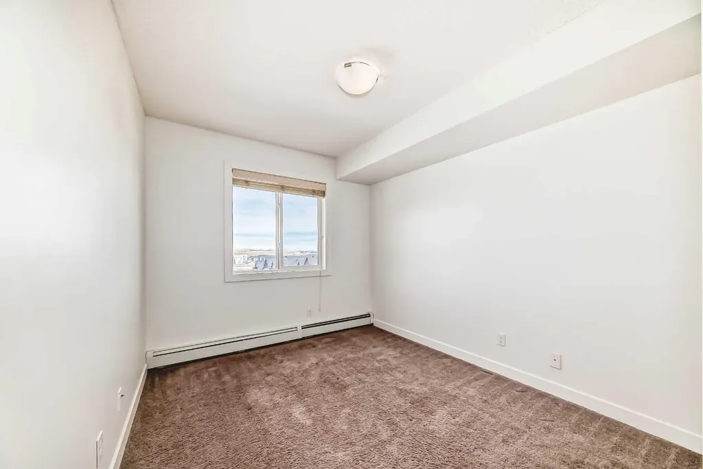 195 Kincora Glen Road NW Calgary AB T3R 0S3