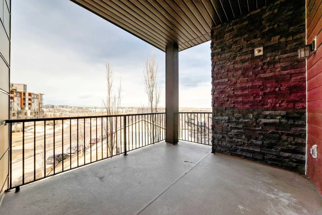 195 Kincora Glen Road NW Calgary AB T3R 0S3