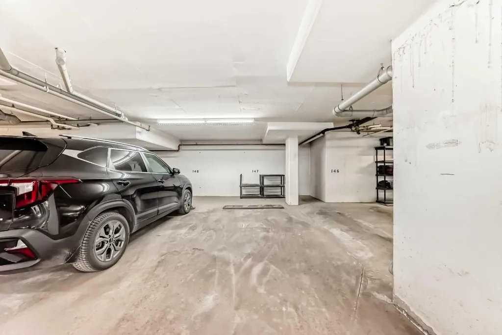 195 Kincora Glen Road NW Calgary AB T3R 0S3