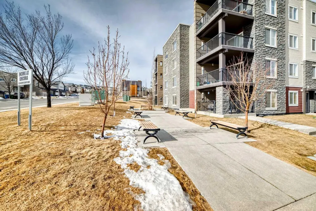 195 Kincora Glen Road NW Calgary AB T3R 0S3