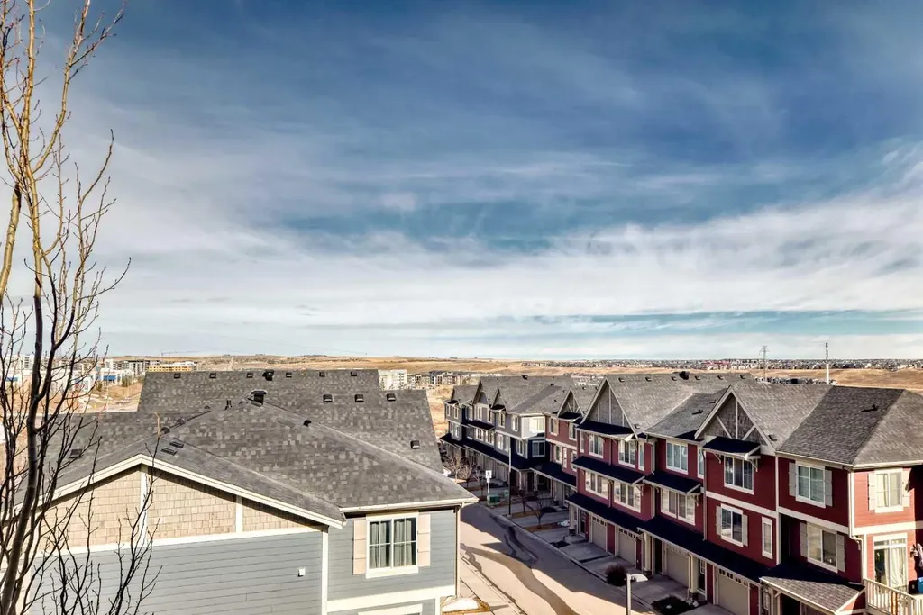 195 Kincora Glen Road NW Calgary AB T3R 0S3