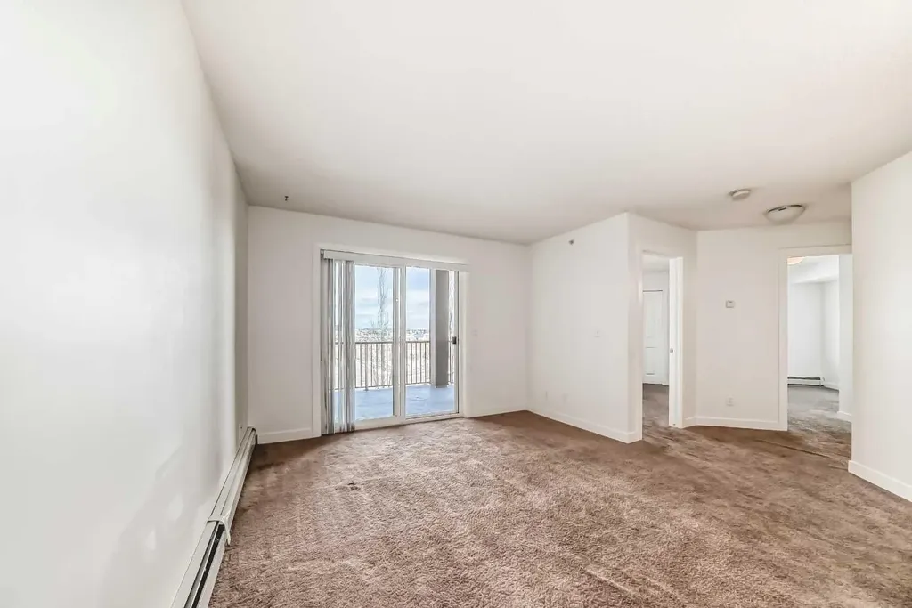 195 Kincora Glen Road NW Calgary AB T3R 0S3