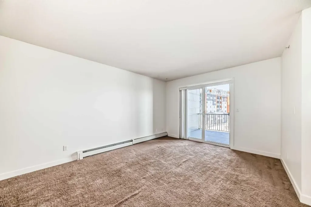 195 Kincora Glen Road NW Calgary AB T3R 0S3