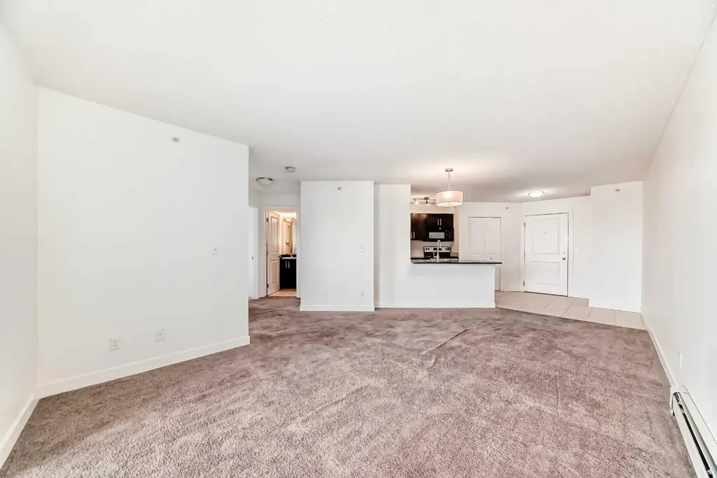 195 Kincora Glen Road NW Calgary AB T3R 0S3