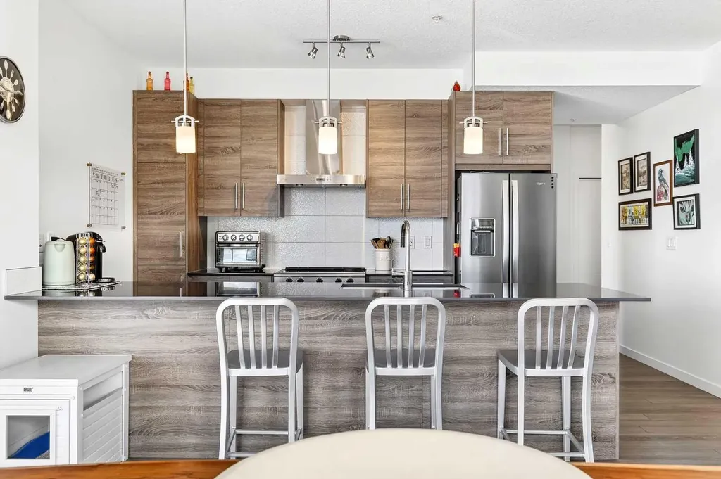 122 Mahogany Centre SE Calgary AB T3M 2Y1
