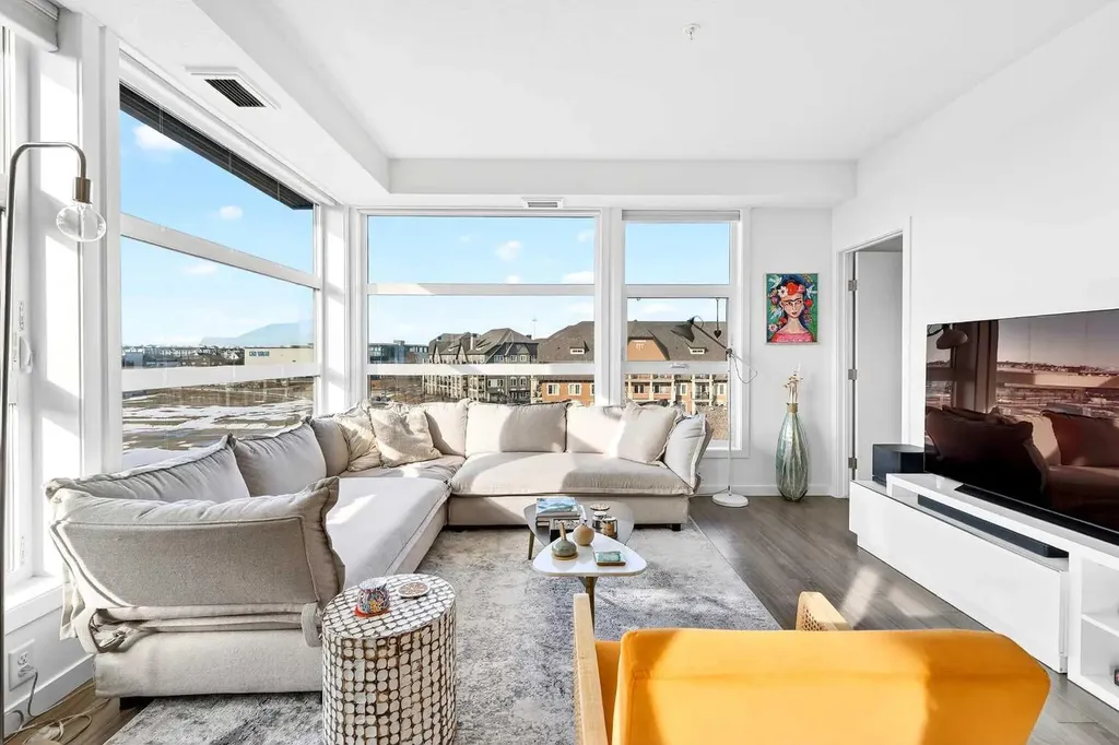 122 Mahogany Centre SE Calgary AB T3M 2Y1