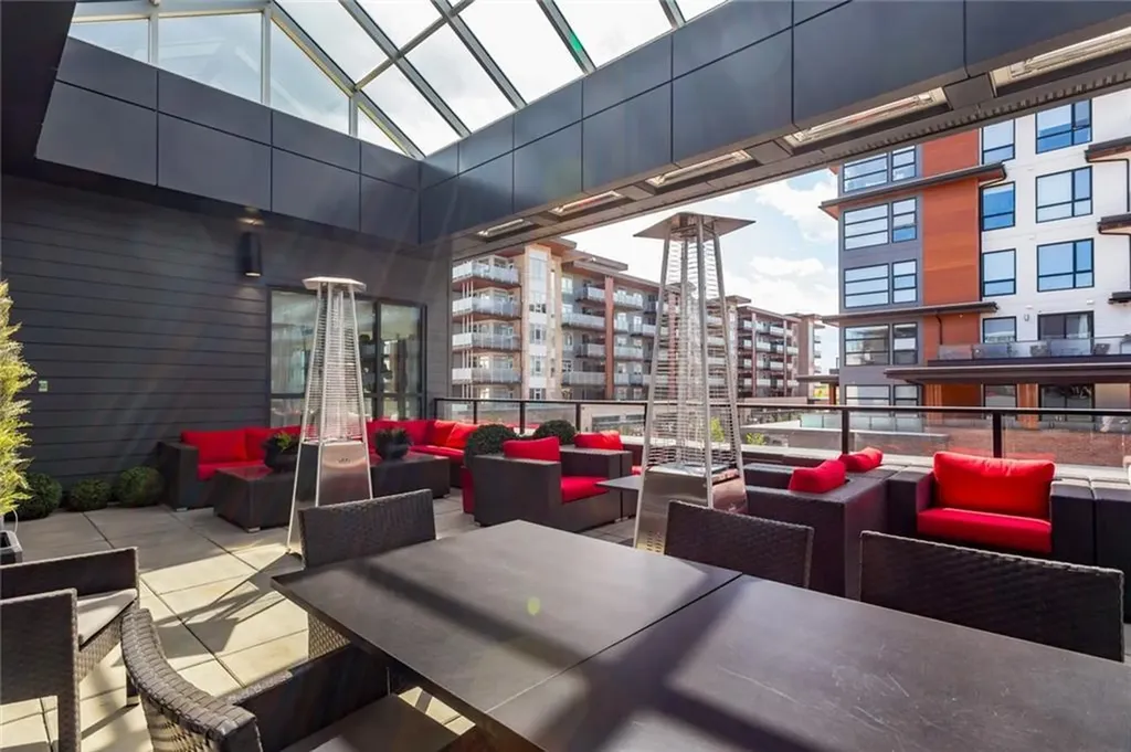 122 Mahogany Centre SE Calgary AB T3M 2Y1