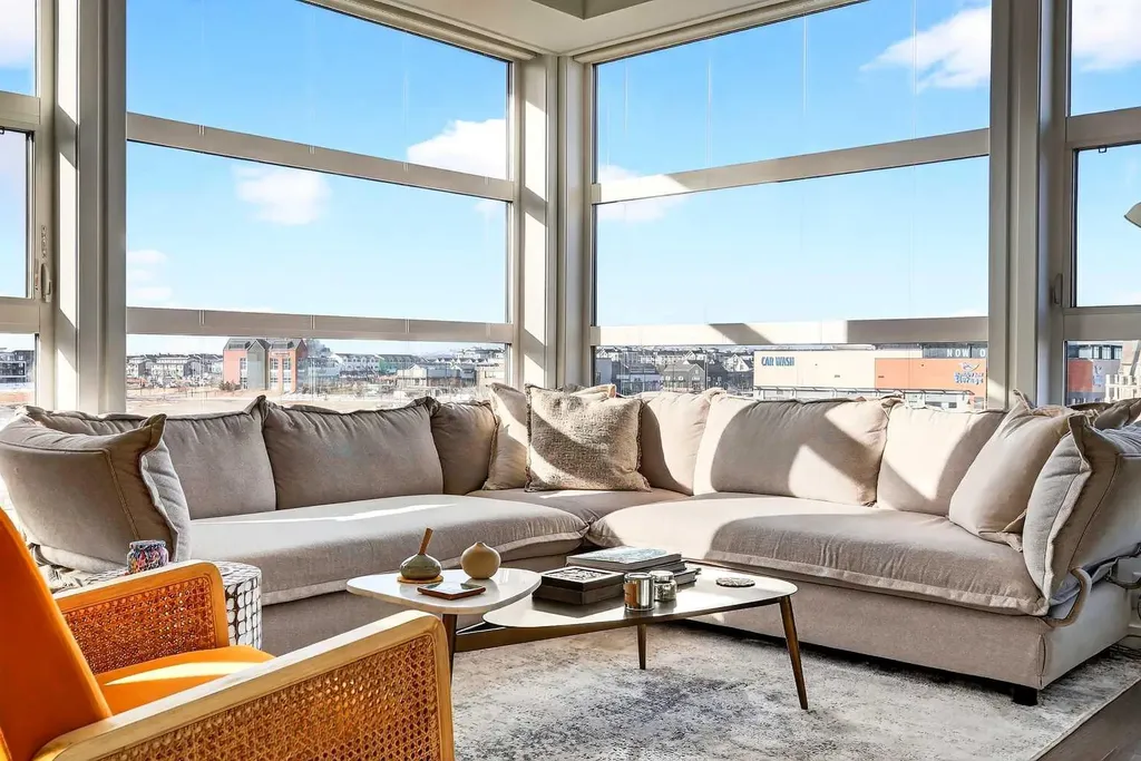 122 Mahogany Centre SE Calgary AB T3M 2Y1