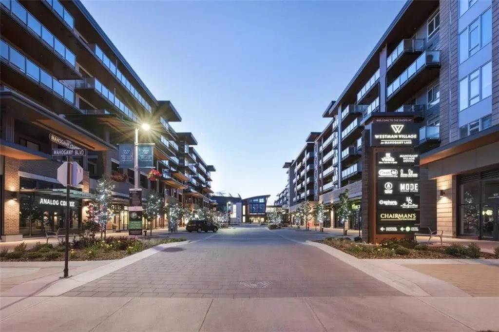 122 Mahogany Centre SE Calgary AB T3M 2Y1