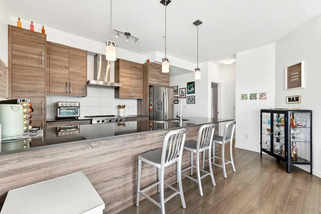 122 Mahogany Centre SE Calgary AB T3M 2Y1