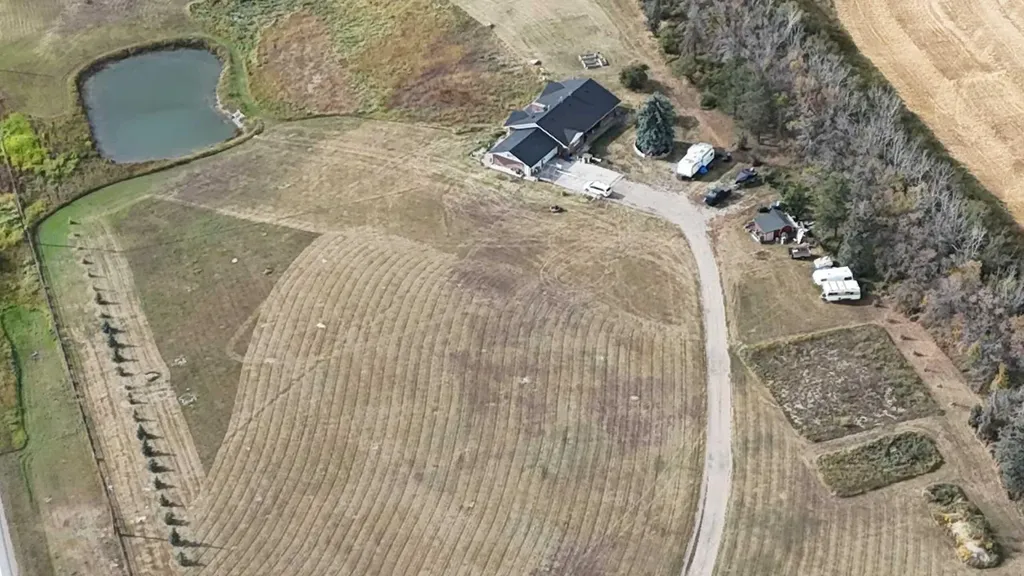 274006 Township Road 262 Highway Rural Rocky View County AB T4A 1H6