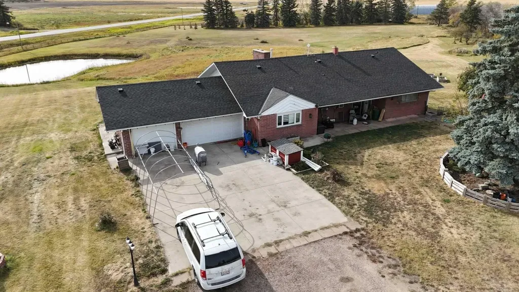 274006 Township Road 262 Highway Rural Rocky View County AB T4A 1H6