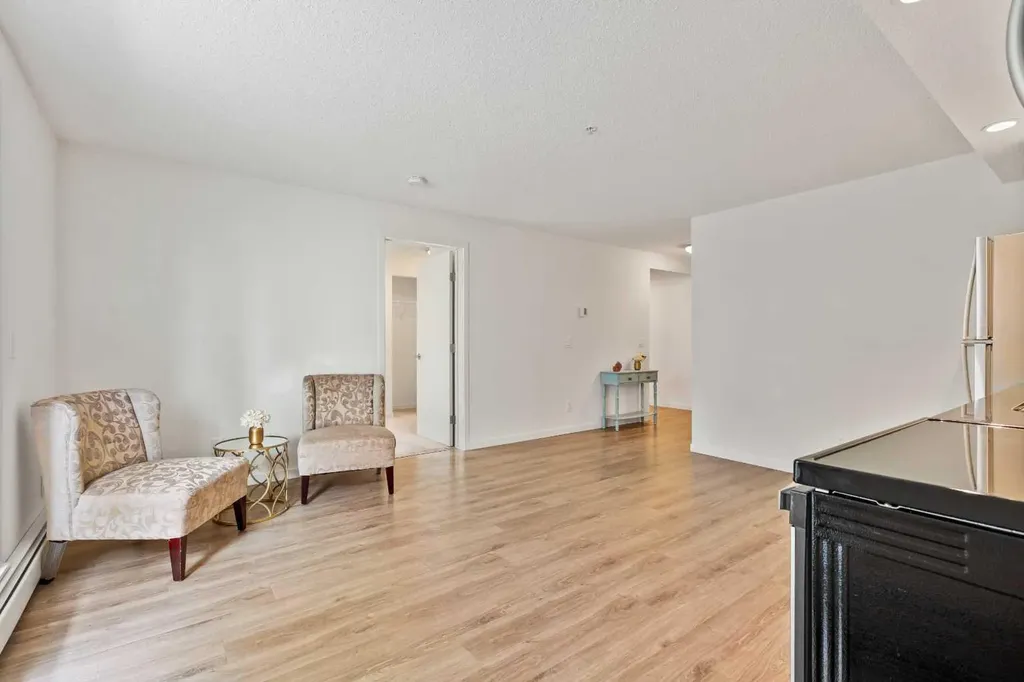 1920 11 Avenue SW Calgary AB t3c0n9
