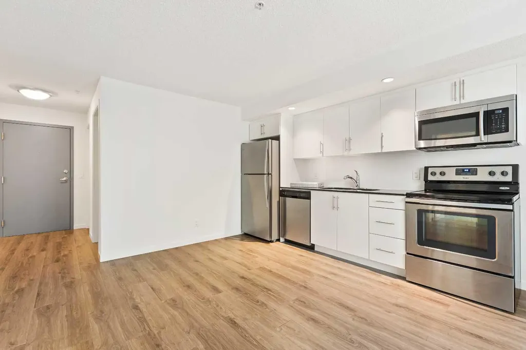 1920 11 Avenue SW Calgary AB t3c0n9